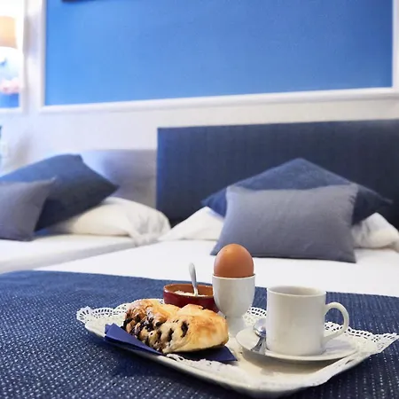 Domus Cavour Frühstückspension Rom