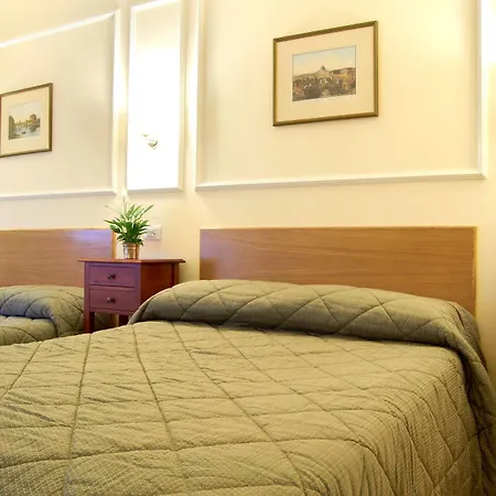Bed and Breakfast Domus Cavour Ρώμη
