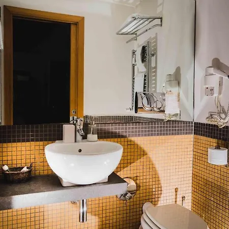 Domus Cavour Bed and breakfast Roma