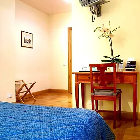 Domus Cavour 4* 罗马