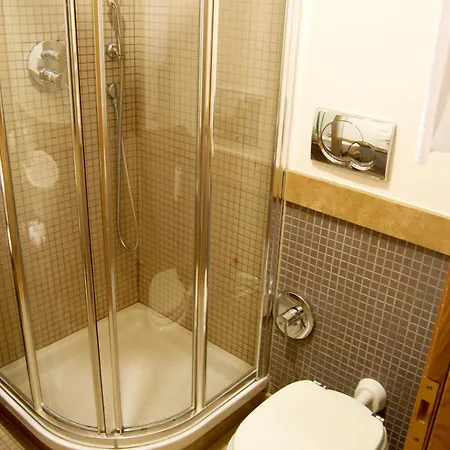 Domus Cavour Bed and breakfast Roma