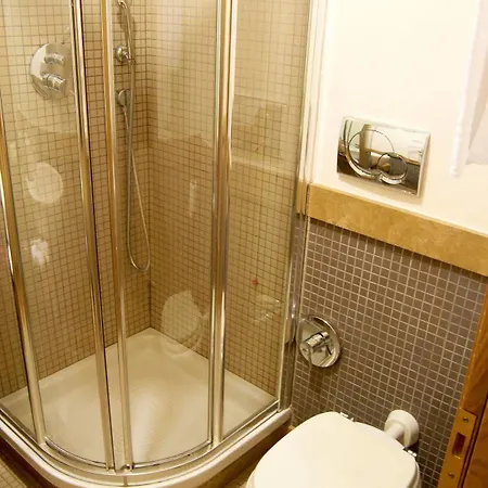 Domus Cavour Bed & Breakfast Roma