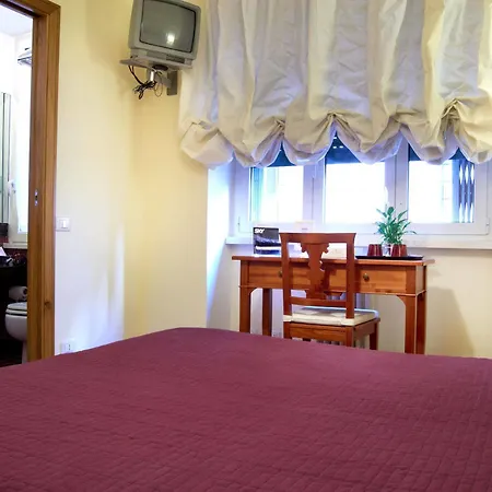 Domus Cavour 3* Roma