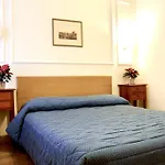 Bed and Breakfast Domus Cavour 4*