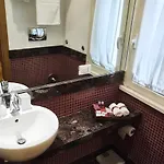 Domus Cavour 4*