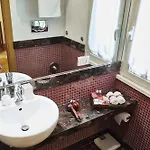 Bed & Breakfast Domus Cavour Roma
