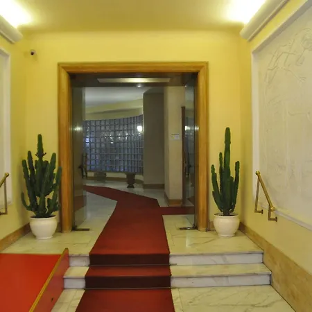 Domus Cavour Bed & Breakfast Roma